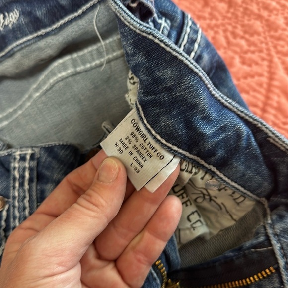 Cowgirl Tuff Jeans: Edgy - Picture 5 of 5